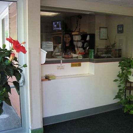 Handys Extended Stay Suites Colchester Eksteriør bilde