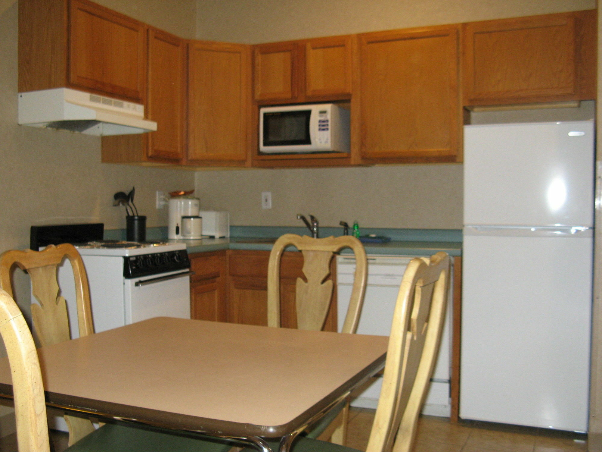Handys Extended Stay Suites Colchester Eksteriør bilde